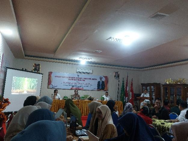 Tim Debat